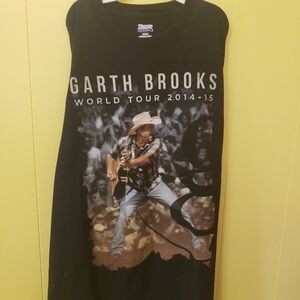 Garth Brooks concert t shirt 2014-2015 adult size medium